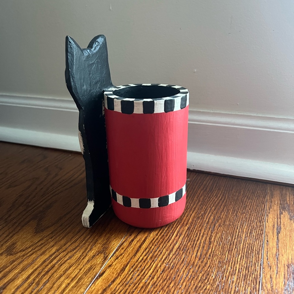 Tuxedo Cat Pencil Holder - Picture 5 of 5